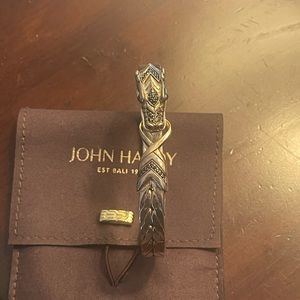John Hardy Naga Bracelet silver 9mm Blue Sapphire in eyes and on edge of arm
